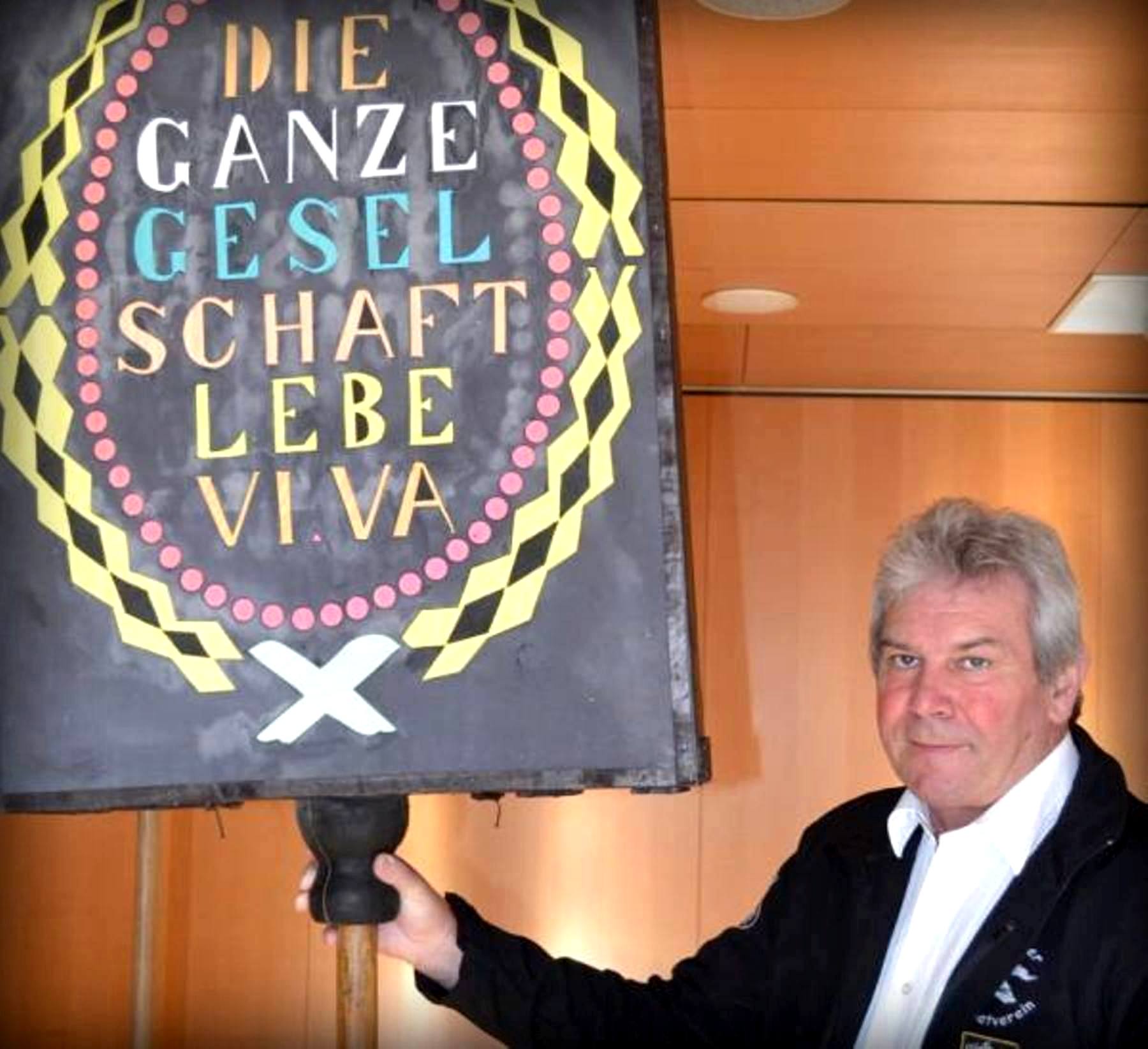  Pumameister Ronald Rettenberger - Ausstellung Puma in Bürs - März 2014